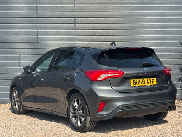 View our FORD FOCUS