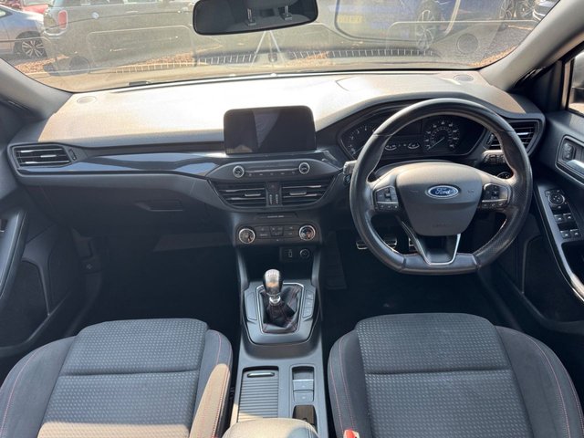 View our FORD FOCUS