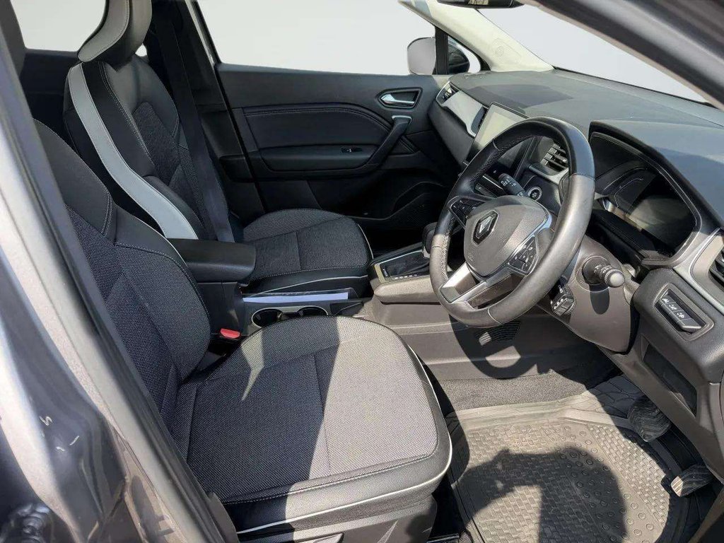 2023 Renault Captur — image 6