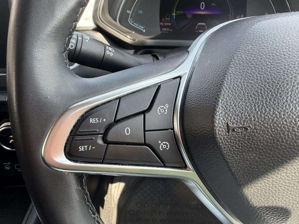 2023 Renault Captur — image 9