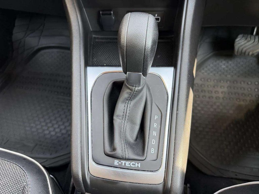 2023 Renault Captur — image 15