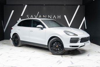 2020 PORSCHE CAYENNE