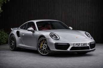 2017 PORSCHE 911