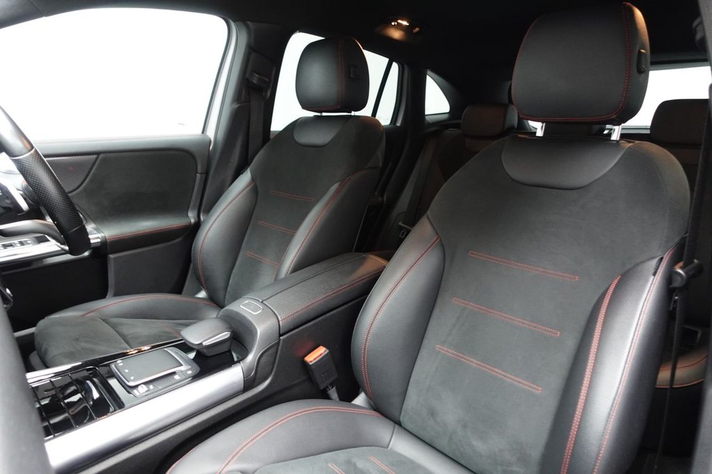 2021 Mercedes-Benz GLA — image 8