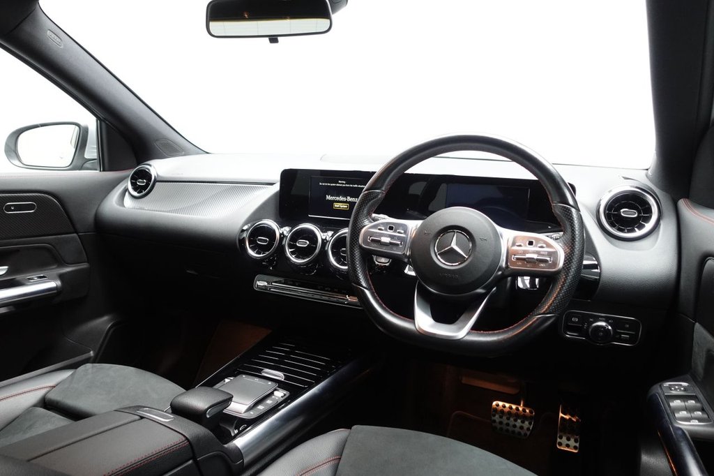 2021 Mercedes-Benz GLA — image 7