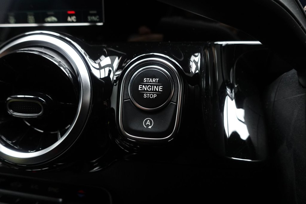 2021 Mercedes-Benz GLA — image 23