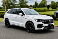 USED 2019 19 VOLKSWAGEN TOUAREG 3.0 TDI V6 R-Line SUV 5dr Diesel Tiptronic 4Motion Euro 6 (s/s) (286 ps) 