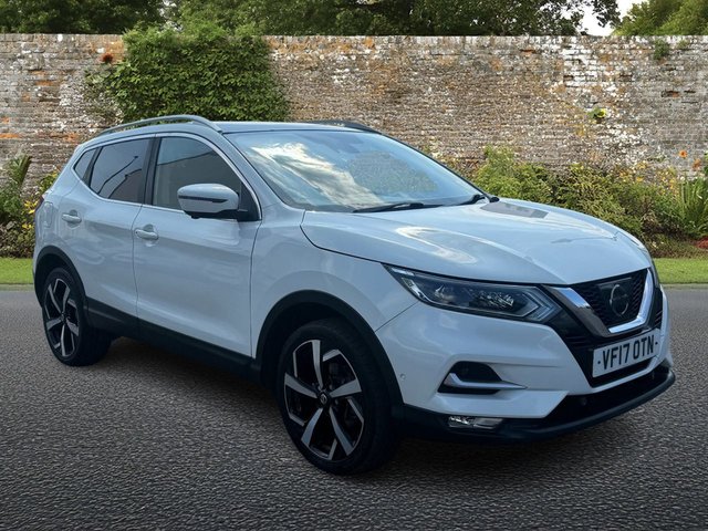 View our NISSAN QASHQAI