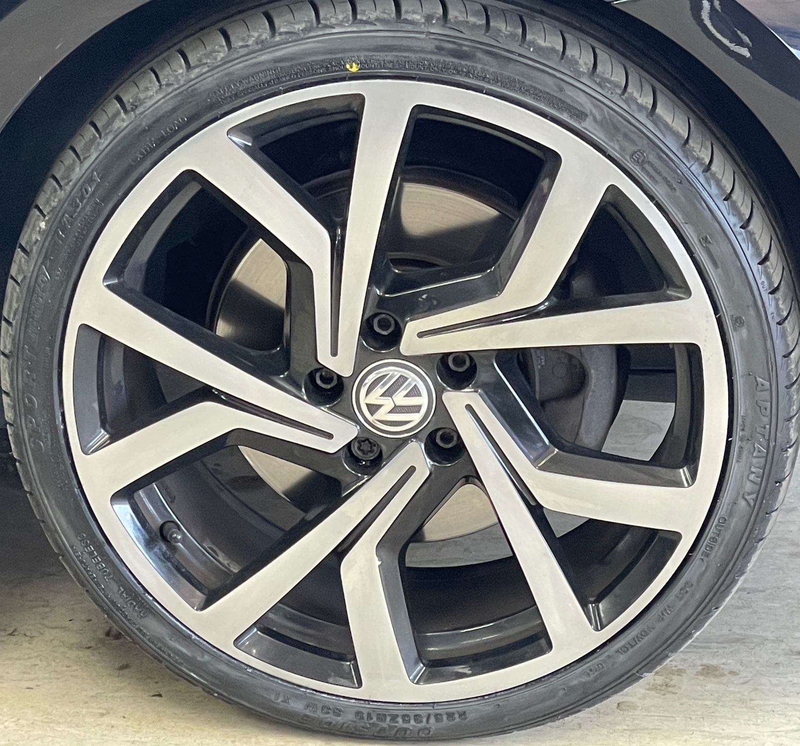 USED 2019 19 VOLKSWAGEN GOLF 2.0 TDI GTD Hatchback 5dr Diesel DSG Euro 6 (s/s) (184 ps) 