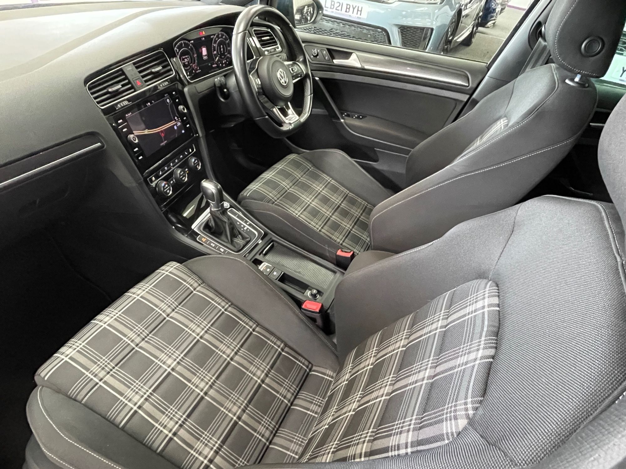 USED 2019 19 VOLKSWAGEN GOLF 2.0 TDI GTD Hatchback 5dr Diesel DSG Euro 6 (s/s) (184 ps) 