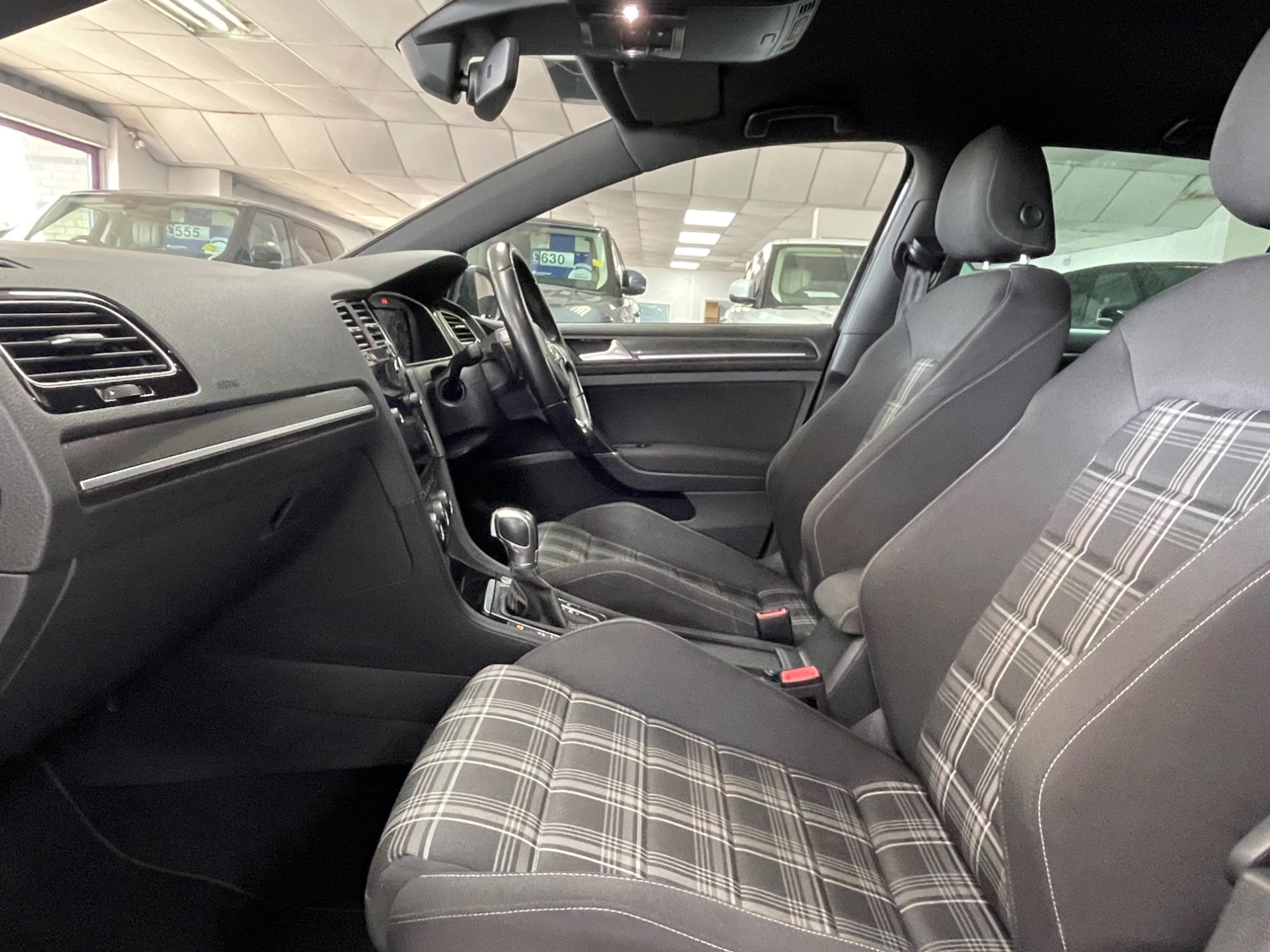 USED 2019 19 VOLKSWAGEN GOLF 2.0 TDI GTD Hatchback 5dr Diesel DSG Euro 6 (s/s) (184 ps) 