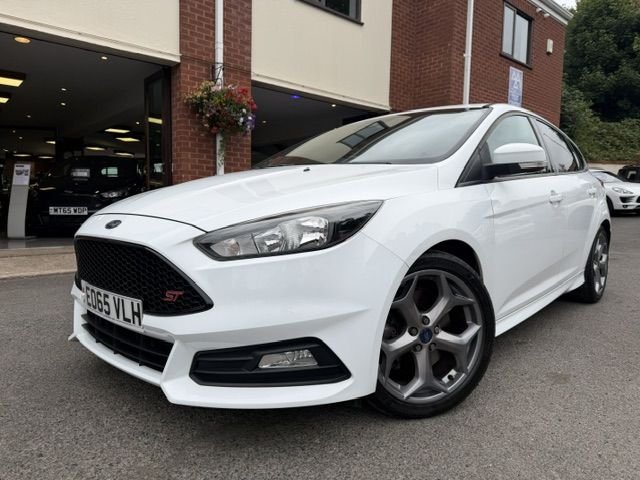 View our FORD FOCUS