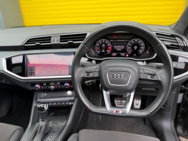 View our AUDI Q3