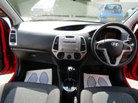 USED 2011 11 HYUNDAI I20 1.4 Comfort Hatchback 5dr Petrol Automatic Euro 5 (99 bhp) RECENT PART EXCHANGE,,,,LOW MILEAGE AUTOMATIC,,,,ONLY 48000 MILES,,,,2 OWNERS,,,,VERY CLEAN INSIDE AND OUT,,,,NEW M.O.T AND SERVICE BEFORE COLLECTION,,,,PARTS AND LABOUR WARRANTY INCLUDED.