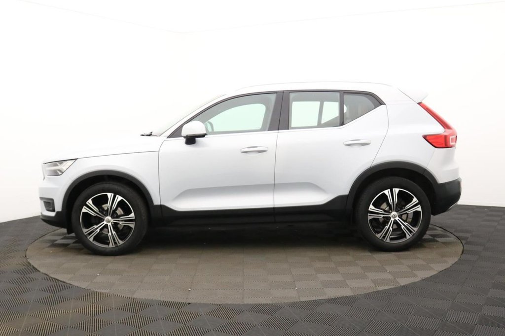 USED 2021 21 VOLVO XC40 1.5 T3 Inscription Pro SUV 5dr Petrol Auto Euro 6 (s/s) (163 ps) Sat Nav,Leather, Heated Screen