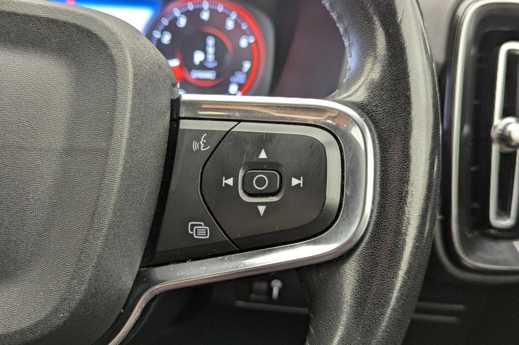 USED 2021 21 VOLVO XC40 1.5 T3 Inscription Pro SUV 5dr Petrol Auto Euro 6 (s/s) (163 ps) Sat Nav,Leather, Heated Screen