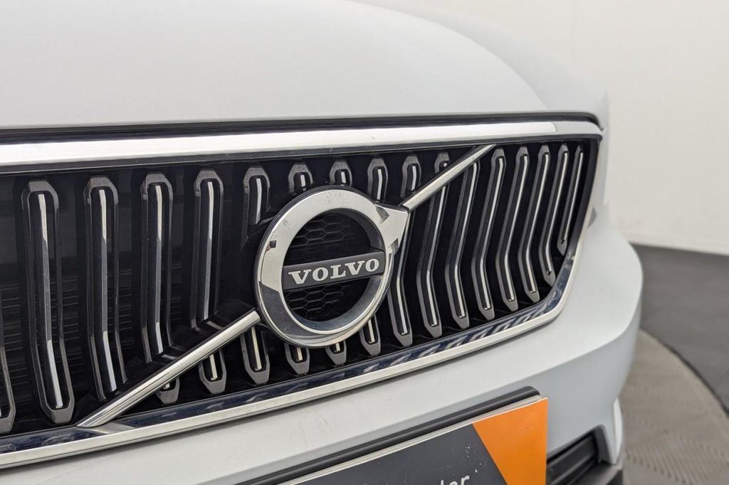 USED 2021 21 VOLVO XC40 1.5 T3 Inscription Pro SUV 5dr Petrol Auto Euro 6 (s/s) (163 ps) Sat Nav,Leather, Heated Screen