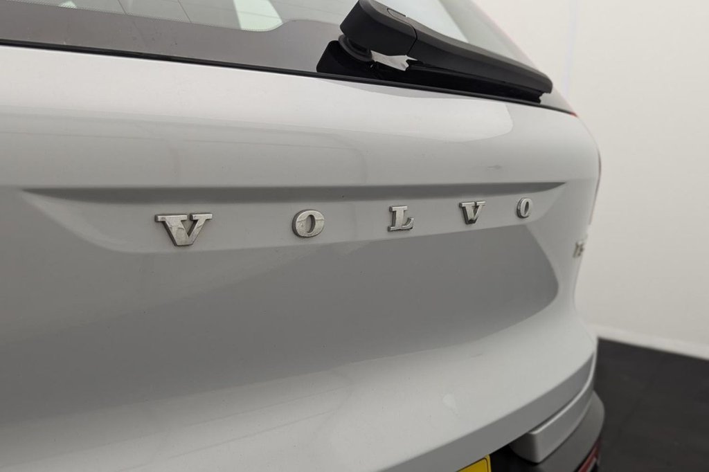 USED 2021 21 VOLVO XC40 1.5 T3 Inscription Pro SUV 5dr Petrol Auto Euro 6 (s/s) (163 ps) Sat Nav,Leather, Heated Screen