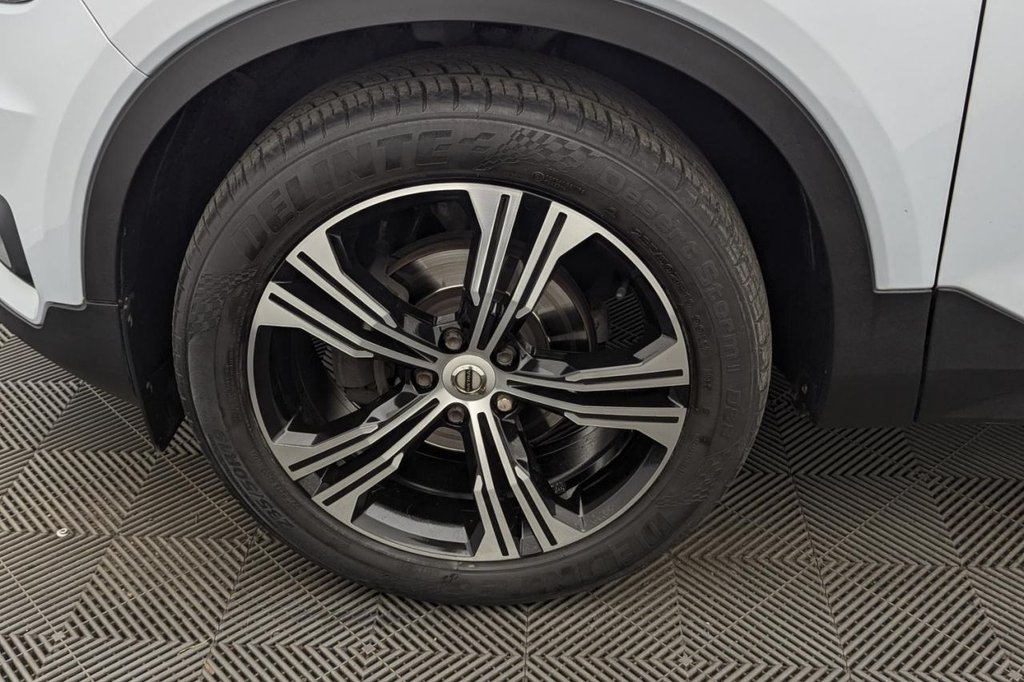 USED 2021 21 VOLVO XC40 1.5 T3 Inscription Pro SUV 5dr Petrol Auto Euro 6 (s/s) (163 ps) Sat Nav,Leather, Heated Screen