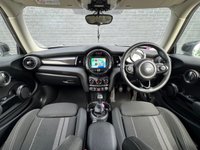 USED 2019 69 MINI HATCH 2.0 Cooper S Classic *Wireless CarPlay, Heated Seats, Sensors* 