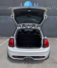 USED 2019 69 MINI HATCH 2.0 Cooper S Classic *Wireless CarPlay, Heated Seats, Sensors* 