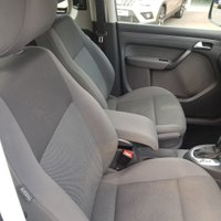 USED 2015 15 VOLKSWAGEN CADDY MAXI LIFE 1.6 TDI CR MPV 5dr Diesel DSG Euro 5 (102 ps) Automatic and Low Mileage