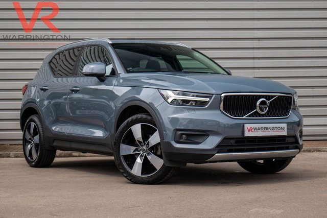 View our VOLVO XC40