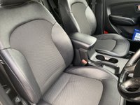 USED 2015 15 HYUNDAI IX35 2.0 CRDi SE SUV 5dr Diesel Auto 4WD Euro 5 (Nav) (134 bhp) 