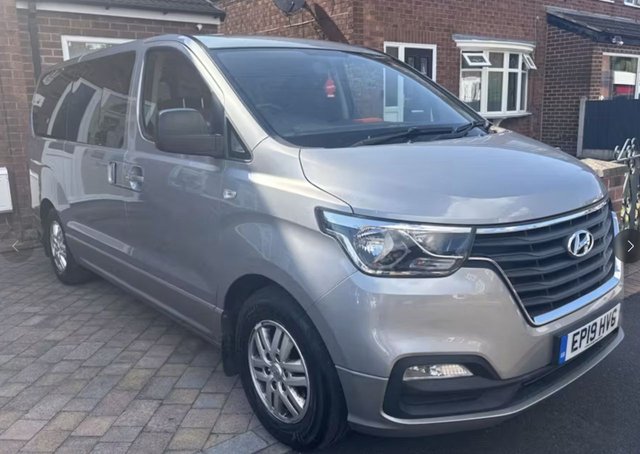 View our Hyundai I800 2.5 CRDi SE Nav MPV 5dr Diesel Manual Euro 6 (136 ps)