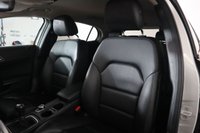 USED 2017 67 MERCEDES-BENZ GLA 1.6 GLA200 SE (Executive) SUV 5dr Petrol Manual Euro 6 (s/s) (156 ps) Rev Camera, Heated Seats