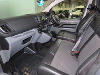 USED 2022 22 VAUXHALL Vivaro Electric 3100 50kWh Dynamic Panel Van 6dr Electric Auto L2 H1 (7.4kW Charger) (136 ps) 