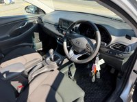 USED 2017 17 HYUNDAI I30 1.0 T-GDi Blue Drive SE Hatchback 5dr Petrol Manual Euro 6 (s/s) (120 ps) 