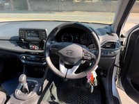USED 2017 17 HYUNDAI I30 1.0 T-GDi Blue Drive SE Hatchback 5dr Petrol Manual Euro 6 (s/s) (120 ps) 