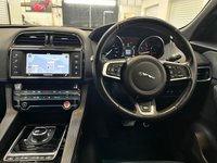 USED 2017 17 JAGUAR F-PACE 2.0 D180 R-Sport SUV 5dr Diesel Auto AWD Euro 6 (s/s) (180 ps) 