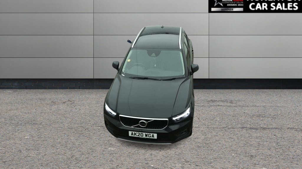 USED 2020 20 VOLVO XC40 2.0 T4 Momentum Pro SUV 5dr Petrol Auto Euro 6 (s/s) (190 ps) 