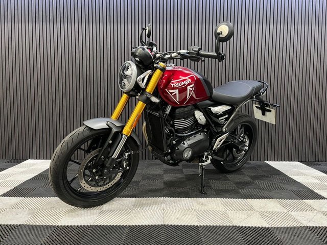 View our TRIUMPH SPEED 400