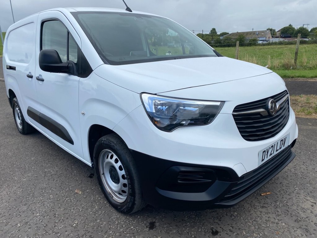 Vauxhall Combo 1.5 Turbo D 2300 Edition LWB NAV NO VAT VAN L2 H1 Euro 6 (100 ps) - Image 1