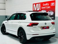 USED 2018 18 VOLKSWAGEN TIGUAN 2.0 TDI R-Line 4Motion Euro 6 (s/s) 5dr FULL HISTORY, PAN ROOF