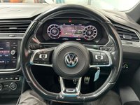 USED 2018 18 VOLKSWAGEN TIGUAN 2.0 TDI R-Line 4Motion Euro 6 (s/s) 5dr FULL HISTORY, PAN ROOF