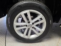 USED 2017 17 VOLKSWAGEN AMAROK 3.0 TDI V6 BlueMotion Tech Highline Pickup Double Cab 4dr Diesel Auto 4Motion Euro 6 (s/s) (224 ps) 