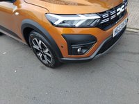 USED 2023 23 DACIA SANDERO STEPWAY 1.0 TCe Journey Hatchback 5dr Petrol Manual Euro 6 (s/s) (90 ps) SUV ONLY 13,170 MILES FROM NEW