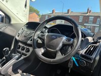 USED 2012 12 FORD FOCUS 1.6 Zetec Hatchback 5dr Petrol Manual Euro 5 (105 ps) THIS  5 DOOR FAMILY PETROL CAR COMES WITH ALLOYS,AIR CON,2 KEYS,BLUETOOTH AND MORE..