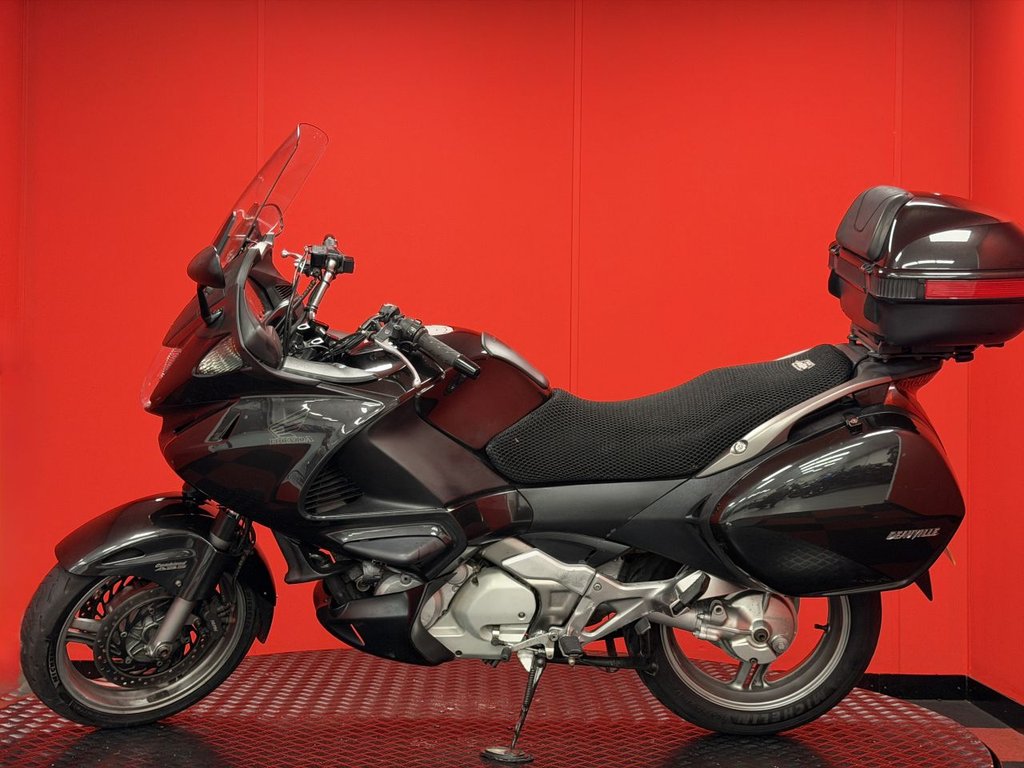 USED 2006 06 HONDA NT700V DEAUVILLE TRADE BIKES AT TRADE PRICES FULL LUGGAGE