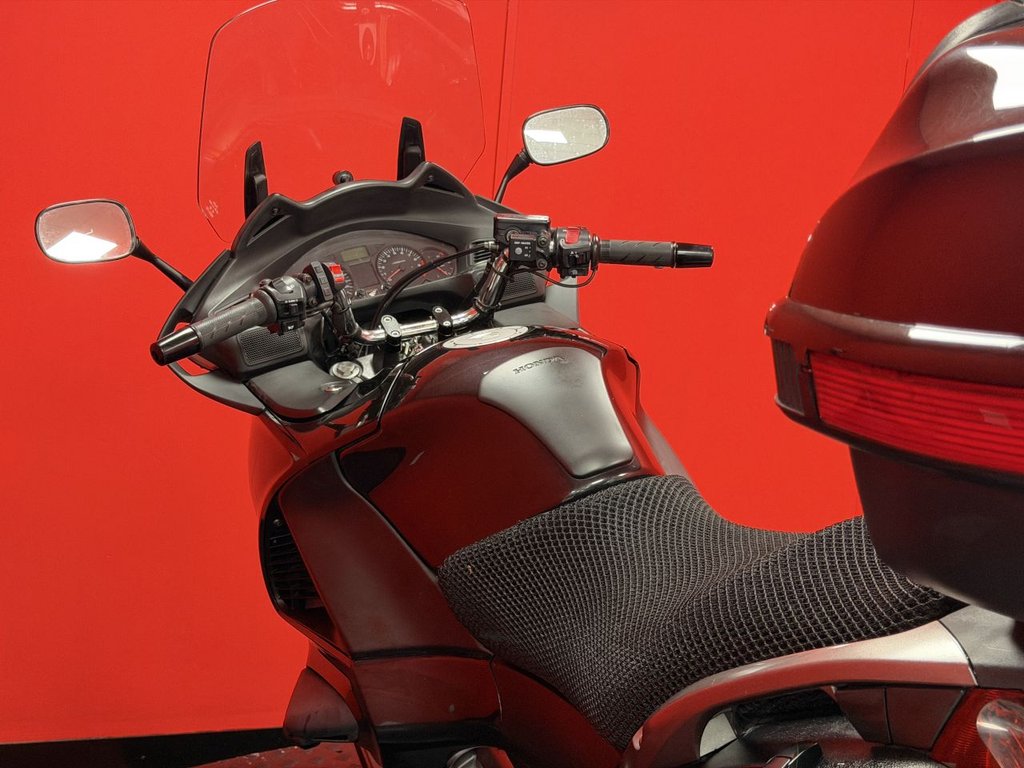 USED 2006 06 HONDA NT700V DEAUVILLE TRADE BIKES AT TRADE PRICES FULL LUGGAGE