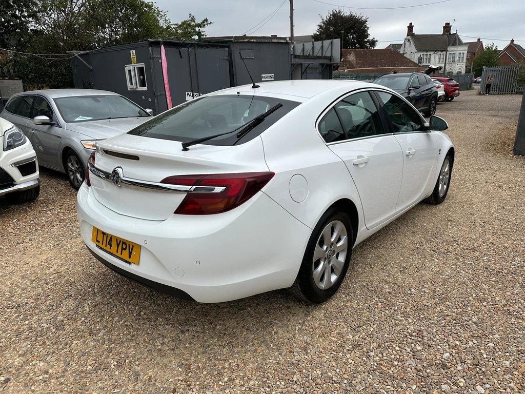 2014 Vauxhall Insignia thumbnail 22