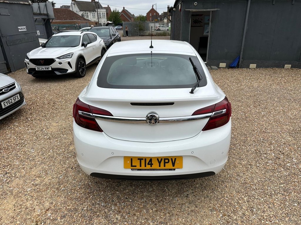 2014 Vauxhall Insignia thumbnail 17
