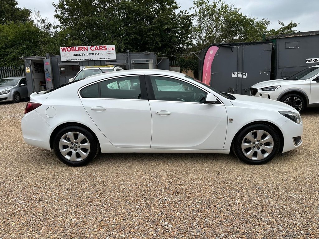 2014 Vauxhall Insignia thumbnail 19