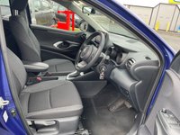 USED 2022 68 TOYOTA YARIS 1.5 VVT-h Design Hatchback 5dr Petrol Hybrid E-CVT Euro 6 (s/s) (116 ps) 