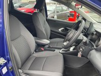 USED 2022 68 TOYOTA YARIS 1.5 VVT-h Design Hatchback 5dr Petrol Hybrid E-CVT Euro 6 (s/s) (116 ps) 