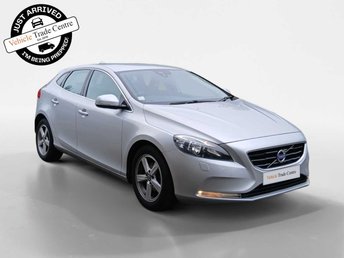 2015 VOLVO V40 1.6 D2 SE Nav Hatchback 5dr Diesel Manual Euro 5 (s/s) (115 ps) £6199.00